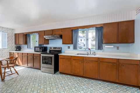 Tiny photo for 326 Congress Street, Ottawa, IL 61350 (MLS # 12463885)