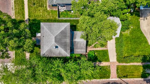 Tiny photo for 326 Congress Street, Ottawa, IL 61350 (MLS # 12463885)