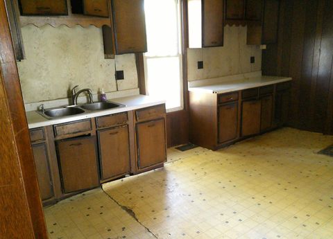Tiny photo for 701 S Cain Street, Clinton, IL 61727 (MLS # 12476506)