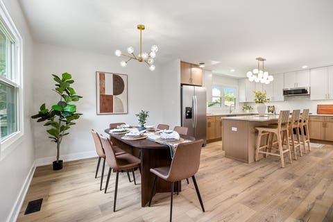 Tiny photo for 1030 Cobble Hill Court, Hoffman Estates, IL 60169 (MLS # 12671919)