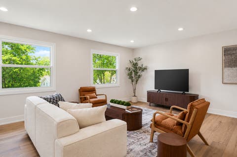 Tiny photo for 1030 Cobble Hill Court, Hoffman Estates, IL 60169 (MLS # 12671919)