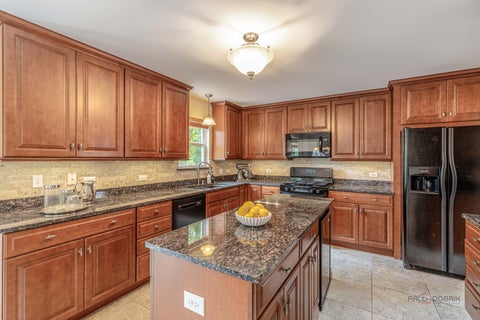 Tiny photo for 270 W Winding Trail Circle, Round Lake, IL 60073 (MLS # 12780472)