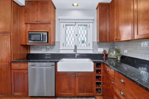 Tiny photo for 5433 BROOKBANK Road, Downers Grove, IL 60515 (MLS # 12604005)