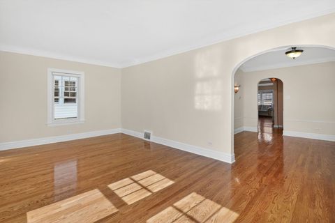 Tiny photo for 5433 BROOKBANK Road, Downers Grove, IL 60515 (MLS # 12604005)