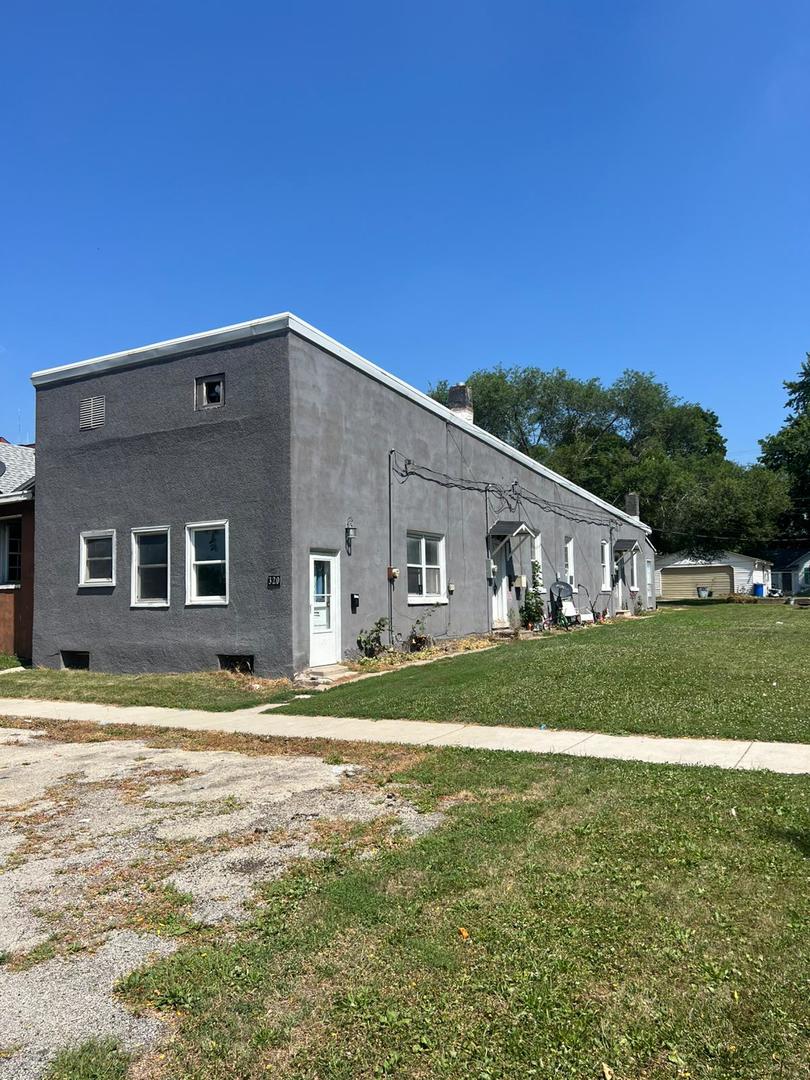 320 W Saint Paul Street