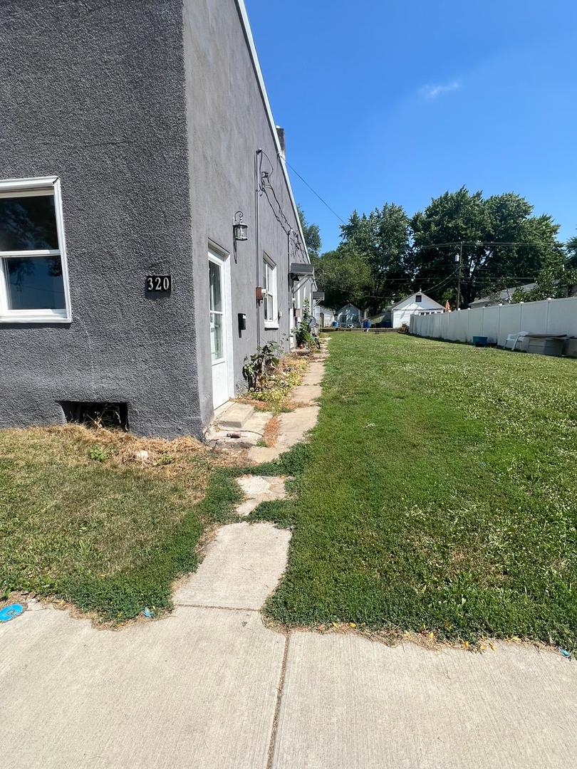 320 W Saint Paul Street