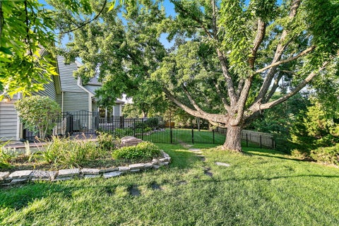 Tiny photo for 1345 Chadwick Court, Dundee, IL 60118 (MLS # 12694049)