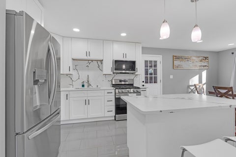 Tiny photo for 200 Sunset Drive, Wilmette, IL 60091 (MLS # 12790340)