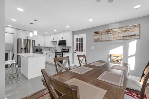 Tiny photo for 200 Sunset Drive, Wilmette, IL 60091 (MLS # 12790340)