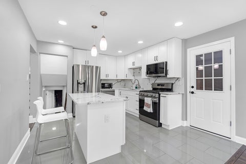 Tiny photo for 200 Sunset Drive, Wilmette, IL 60091 (MLS # 12790340)