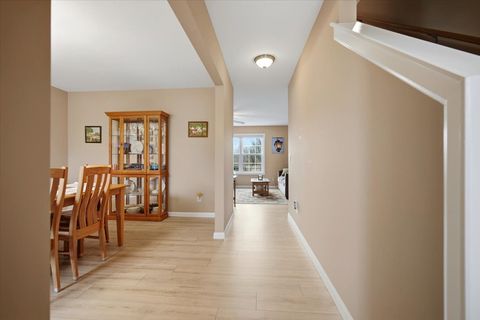 Tiny photo for 2429 Grey Fox Trail, Bloomington, IL 61705 (MLS # 12593370)