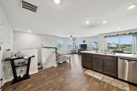 Tiny photo for 3828 Gansett Parkway, Elgin, IL 60124 (MLS # 12519879)