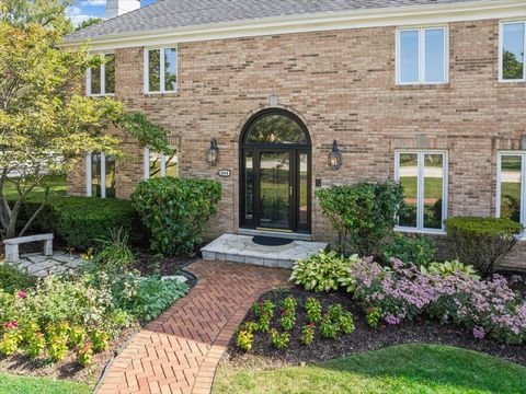 Tiny photo for 304 Surrey Lane, Lincolnshire, IL 60045 (MLS # 12532444)