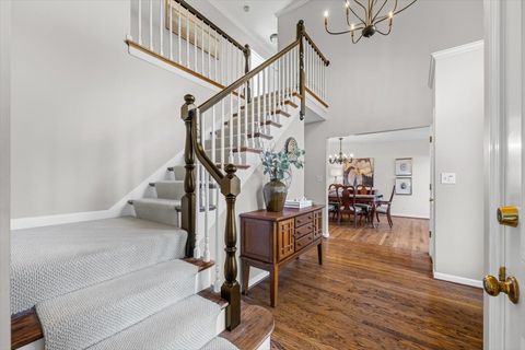 Tiny photo for 304 Surrey Lane, Lincolnshire, IL 60045 (MLS # 12532444)