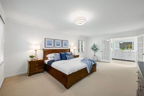 Tiny photo for 304 Surrey Lane, Lincolnshire, IL 60045 (MLS # 12532444)