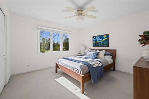 Tiny photo for 304 Surrey Lane, Lincolnshire, IL 60045 (MLS # 12532444)