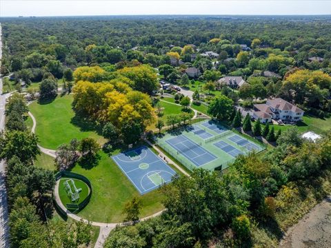 Tiny photo for 304 Surrey Lane, Lincolnshire, IL 60045 (MLS # 12532444)