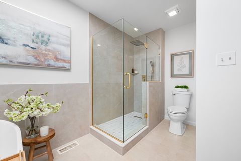 Tiny photo for 304 Surrey Lane, Lincolnshire, IL 60045 (MLS # 12532444)