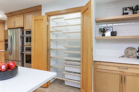 Tiny photo for 12525 S Pawnee Road, Palos Park, IL 60464 (MLS # 12428455)