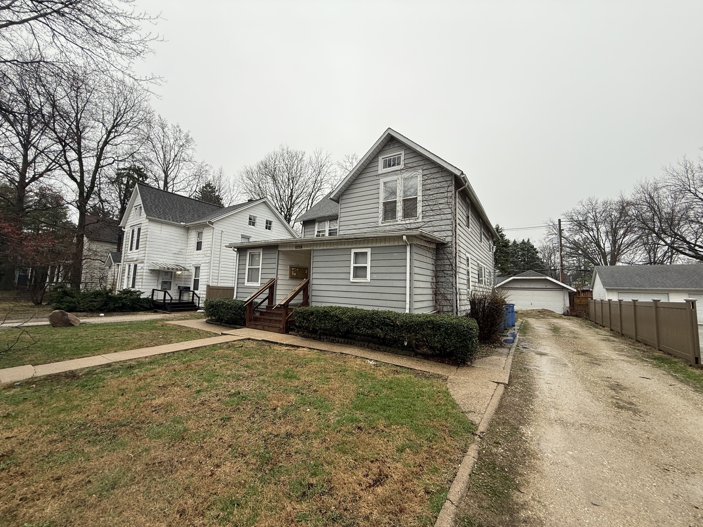 1013 W Church Street