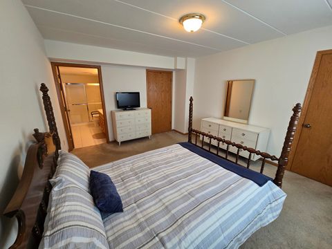Tiny photo for 13950 Lavergne Avenue #908, Crestwood, IL 60418 (MLS # 12678920)