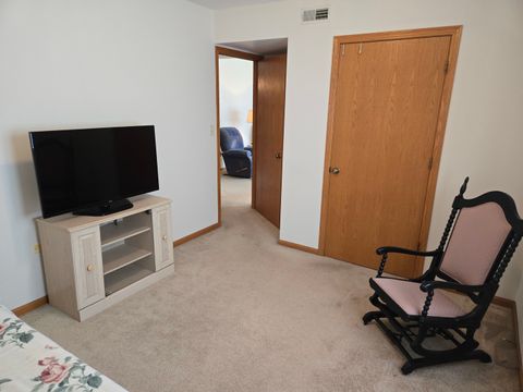 Tiny photo for 13950 Lavergne Avenue #908, Crestwood, IL 60418 (MLS # 12678920)