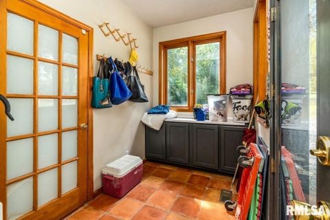 Tiny photo for 412 WAGON WHEEL Road, Carbondale, IL 62901 (MLS # EB460625)