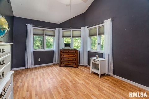 Tiny photo for 412 WAGON WHEEL Road, Carbondale, IL 62901 (MLS # EB460625)