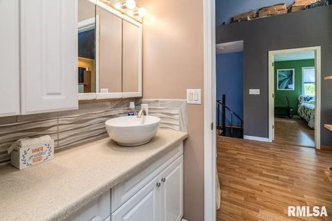 Tiny photo for 412 WAGON WHEEL Road, Carbondale, IL 62901 (MLS # EB460625)