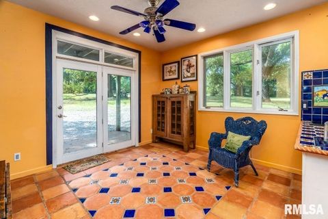 Tiny photo for 412 WAGON WHEEL Road, Carbondale, IL 62901 (MLS # EB460625)