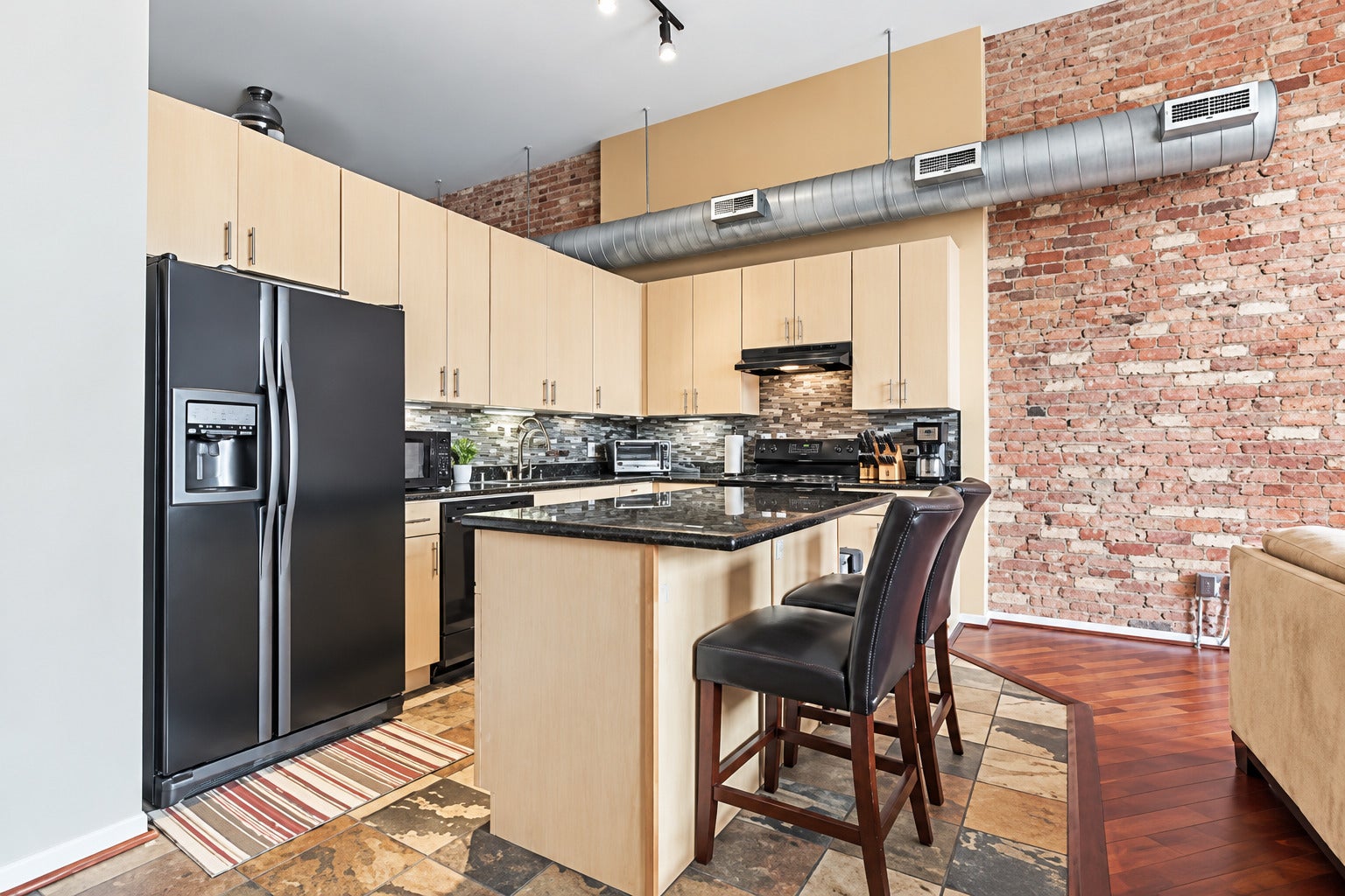 1631 S Michigan Avenue 214