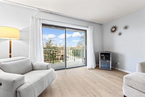 Tiny photo for 4900 Foster Street #304, Skokie, IL 60077 (MLS # 12517037)