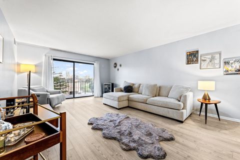 Tiny photo for 4900 Foster Street #304, Skokie, IL 60077 (MLS # 12517037)