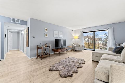 Tiny photo for 4900 Foster Street #304, Skokie, IL 60077 (MLS # 12517037)