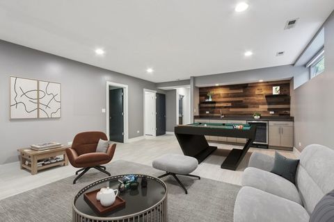 Tiny photo for 6339 N Leona Avenue, Chicago, IL 60646 (MLS # 12417361)