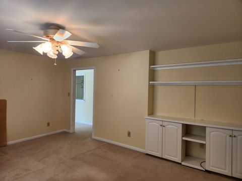 Tiny photo for 1050 S Nelson Avenue #4, Kankakee, IL 60901 (MLS # 12567781)