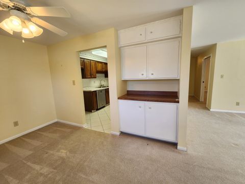 Tiny photo for 1050 S Nelson Avenue #4, Kankakee, IL 60901 (MLS # 12567781)