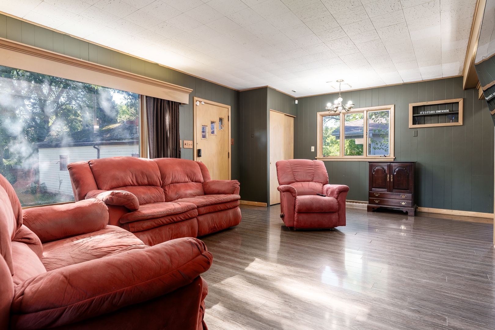 Rockford, Illinois 61107, United States, 2 Bedrooms Bedrooms, ,2 BathroomsBathrooms,Residential,Active,195052