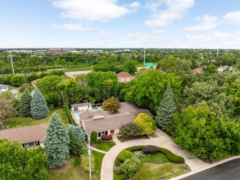 Tiny photo for 12 Meadowood Drive, Oak Brook, IL 60523 (MLS # 12756857)