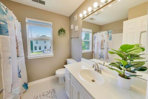 Tiny photo for 13204 Cinnamon Circle, Plainfield, IL 60585 (MLS # 12551276)