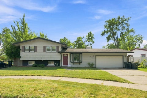 Photo of 3105 189th Street #0, Lansing, IL 60438 (MLS # 12753069)