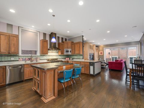 Tiny photo for 1426 W Melrose Street, Chicago, IL 60657 (MLS # 12550107)