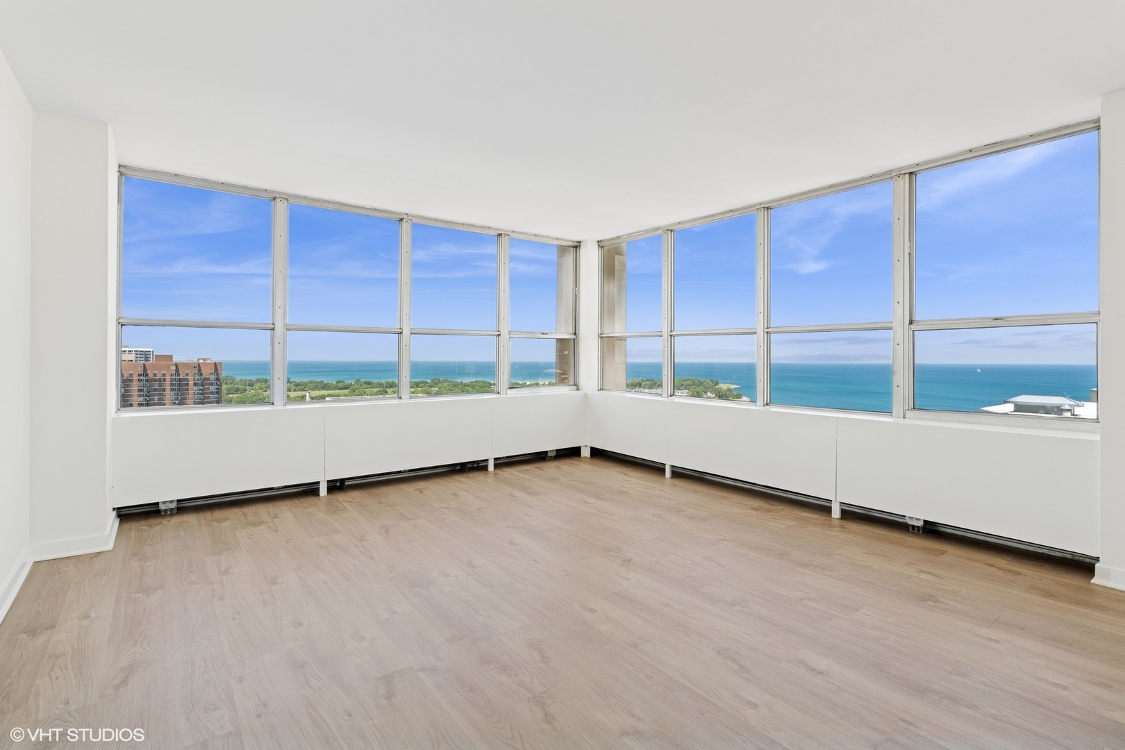 655 W Irving Park Road 2602