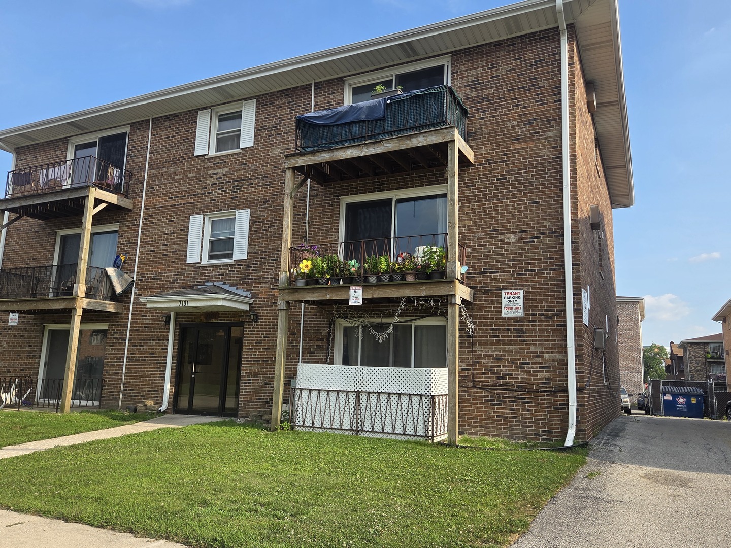 7101 W 99th Street