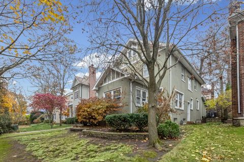 Tiny photo for 436 Maple Street, Winnetka, IL 60093 (MLS # 12552577)