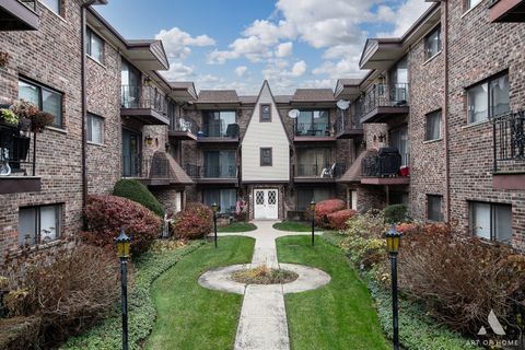 6453 N Northwest Highway 2C Chicago IL 60631