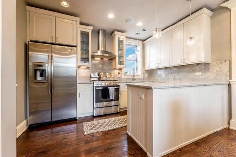 Tiny photo for 4245 S Langley Avenue #3, Chicago, IL 60653 (MLS # 12635124)