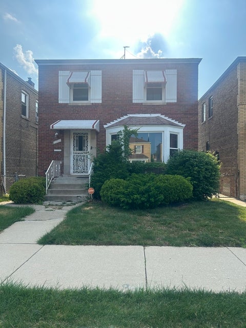 Photo of 10812 S Vernon Avenue, Chicago, IL 60628 (MLS # 12671639)