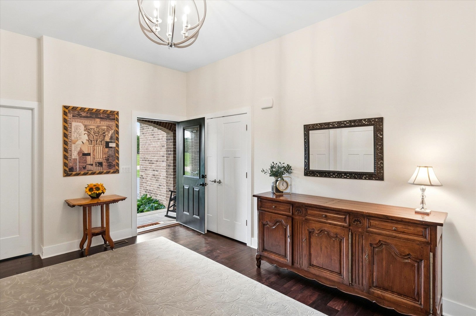 5325 Goldenrod Drive