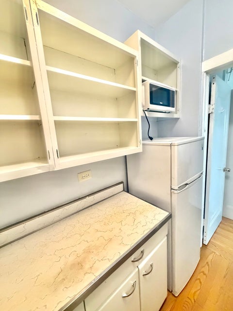 Tiny photo for 6101 N Sheridan Road #11E, Chicago, IL 60660 (MLS # 12700197)